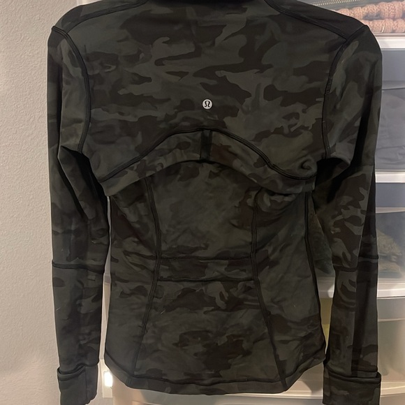 Lululemon Zip Up - Picture 5 of 7